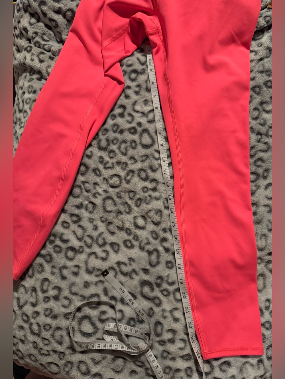 ALO Yoga Neon Pink Leggings - Picture 9 of 9